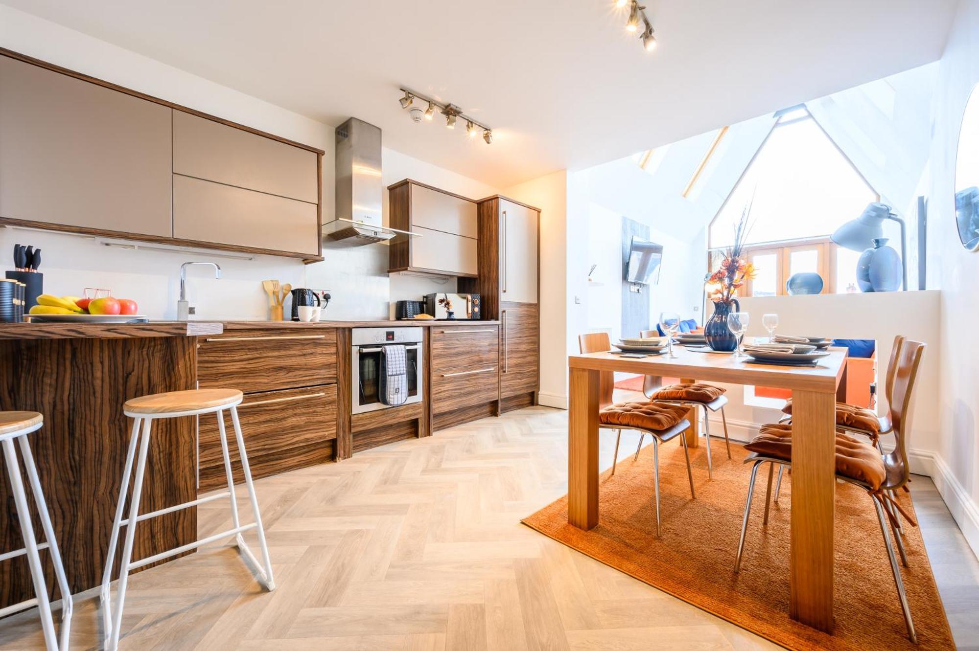 Llandaff Lofts By Ty Sa - 2 Bed With Terrace - Wifi Apartment คาร์ดิฟฟ์ ภายนอก รูปภาพ