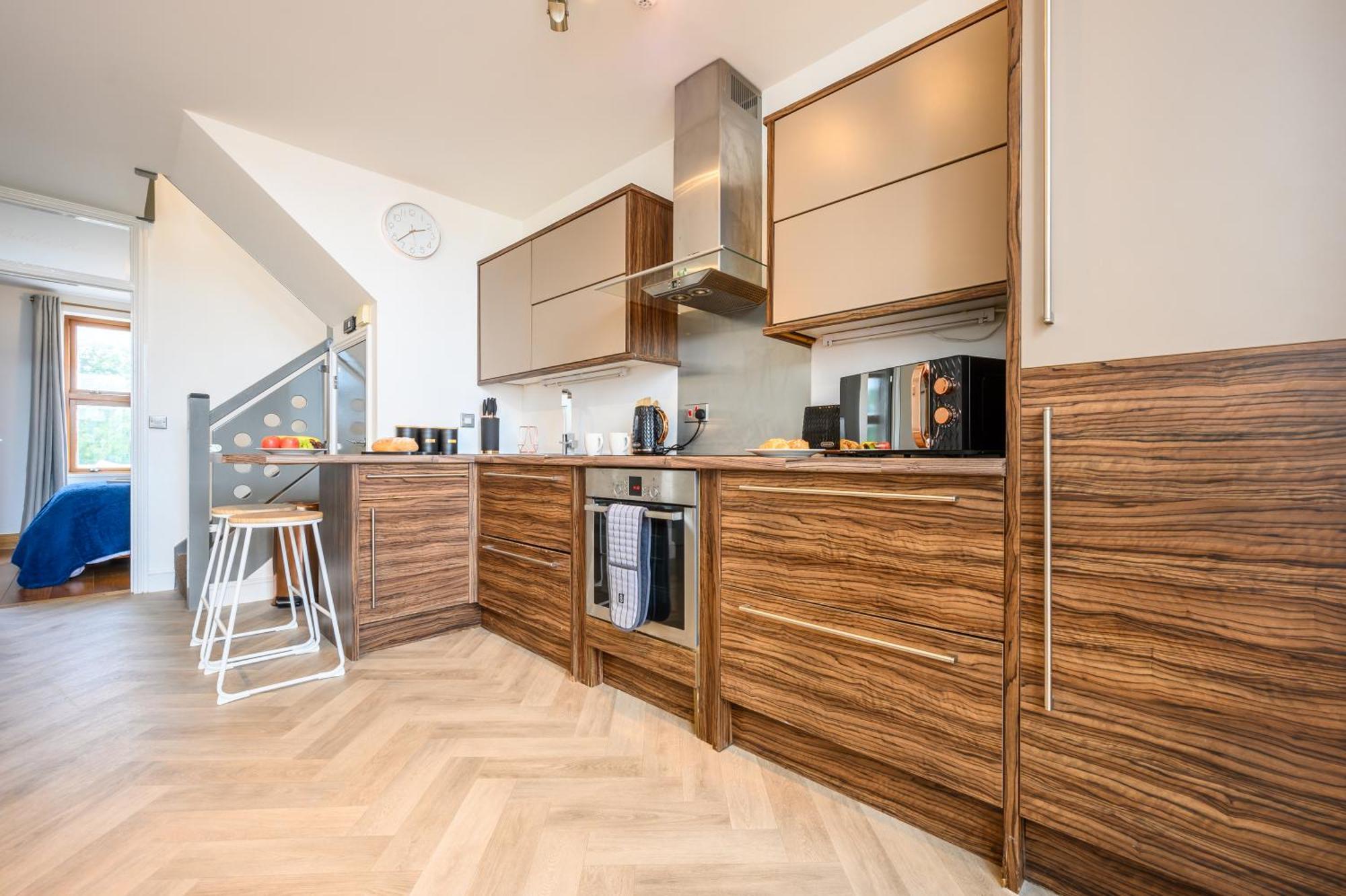 Llandaff Lofts By Ty Sa - 2 Bed With Terrace - Wifi Apartment คาร์ดิฟฟ์ ภายนอก รูปภาพ